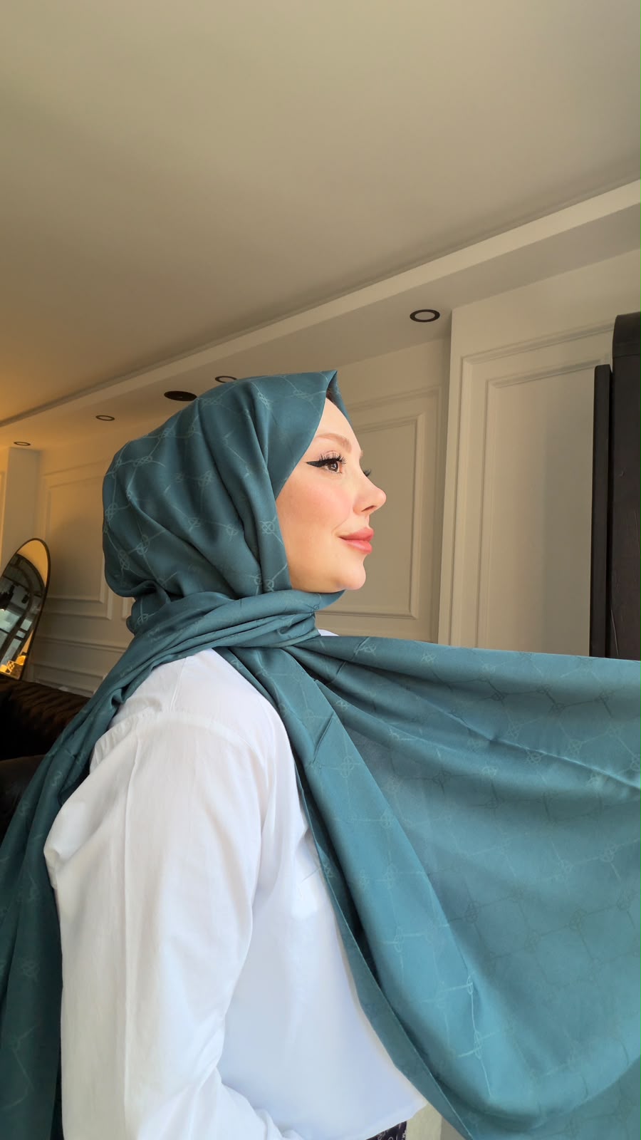 Ramie Jacquard Shawl Monogram – Turquoise
