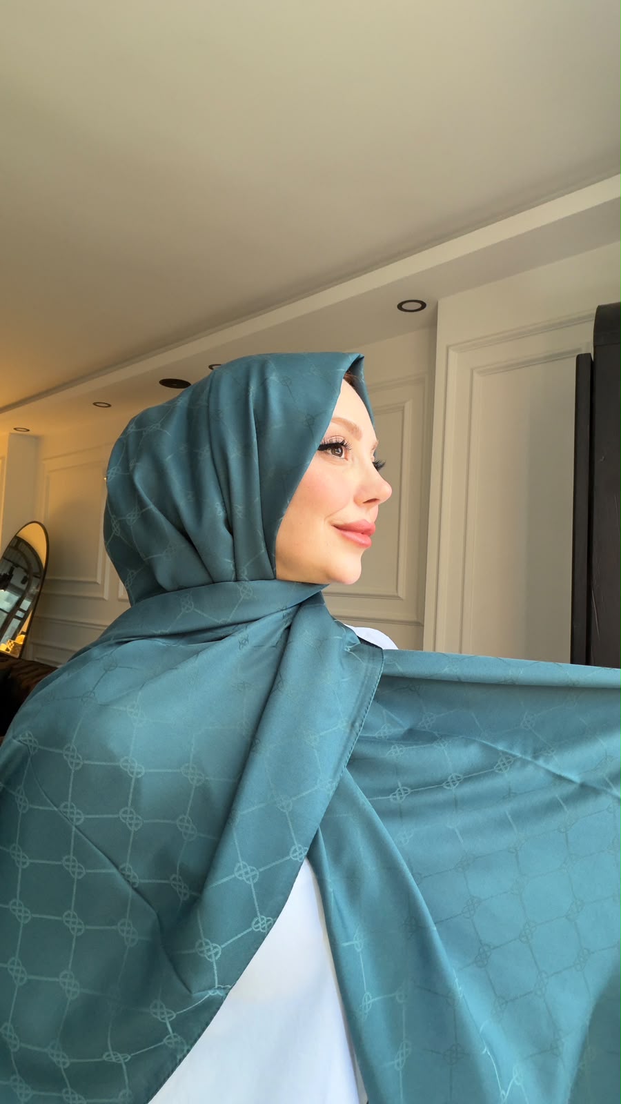 Ramie Jacquard Shawl Monogram – Turquoise